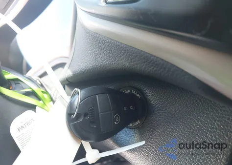 2018 Jeep Cherokee Latitude 4X4 from USA, damaged, VIN 1C4PJMCX2JD551309